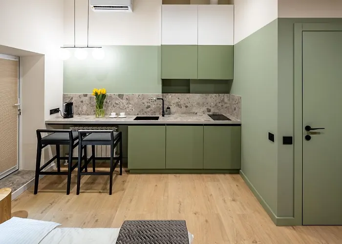 Montenel Apartel לבוב