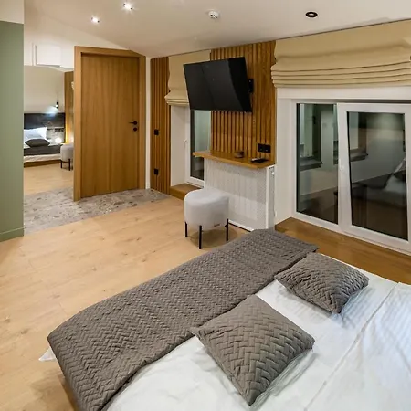 Montenel Apartel מלון דירות