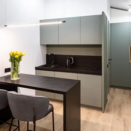 מלון דירות Montenel Apartel