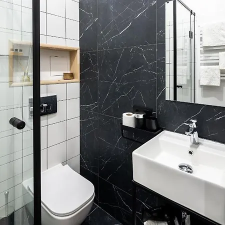 Montenel Apartel Apart Otel Lviv