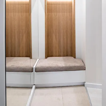 מלון דירות Montenel Apartel