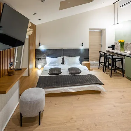 Montenel Apartel Apart-hotel *