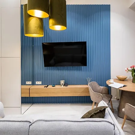 Montenel Apartel לבוב