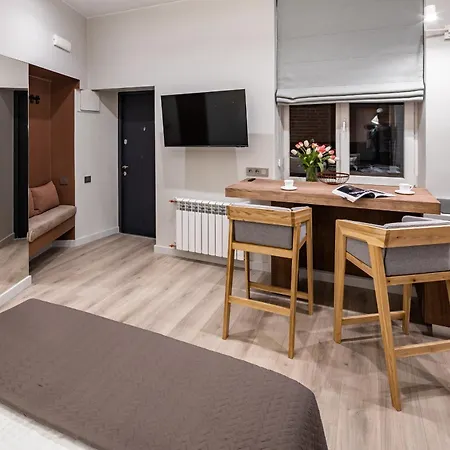 מלון דירות Montenel Apartel 3*