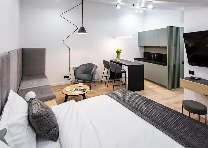 Montenel Apartel Hotel apartamentowy Lwów