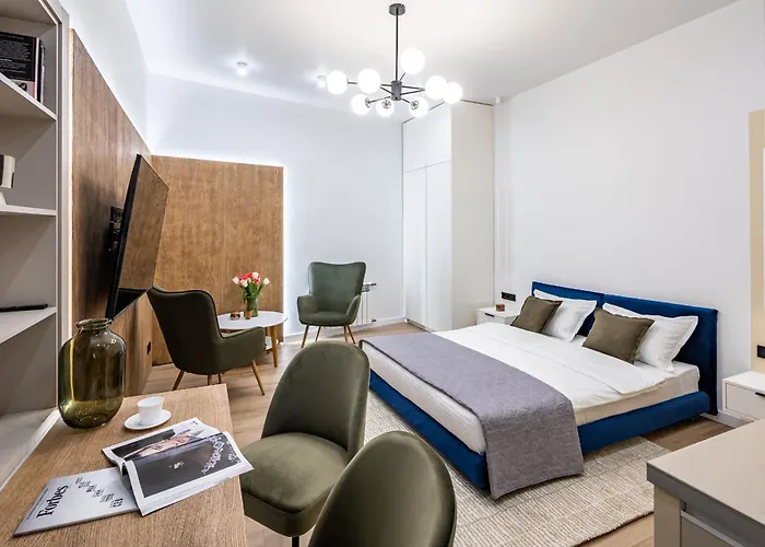 Montenel Apartel 3* Lwów