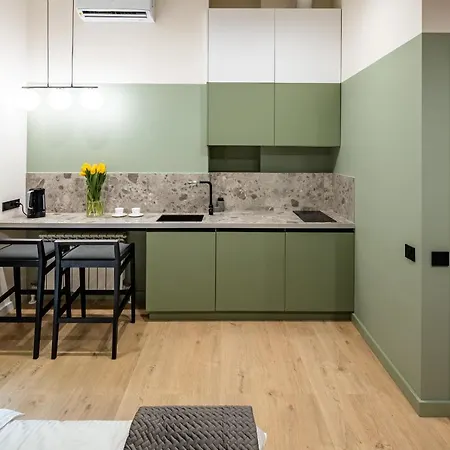 Montenel Apartel Lviv