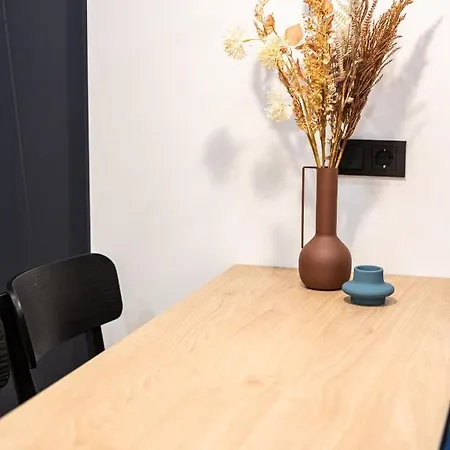 Montenel Apartel Lviv