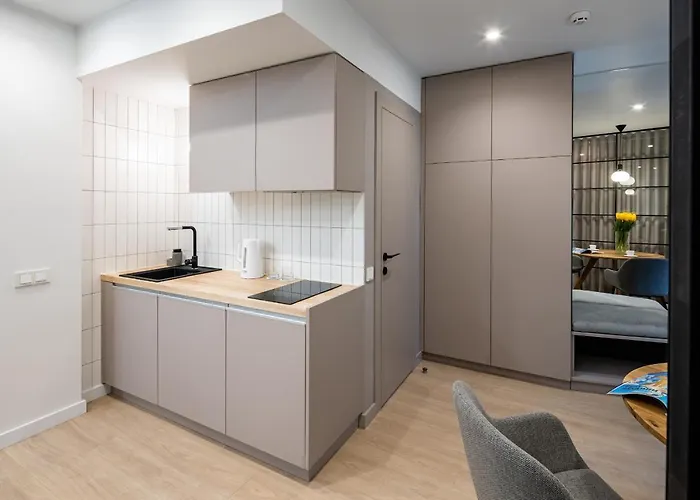 Montenel Apartel 3* Lviv