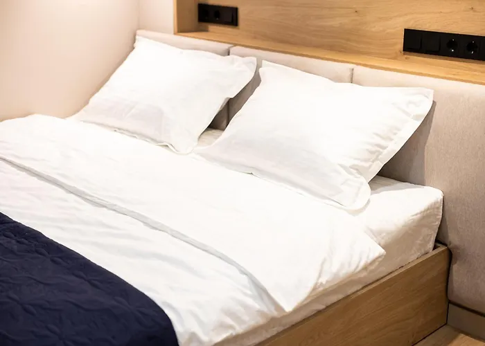 Montenel Apartel Apart Otel Lviv